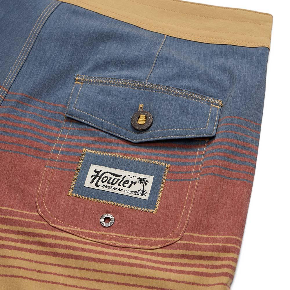 Howler Bruja Boardshort 18.5" Men's in Meridians Old Gold